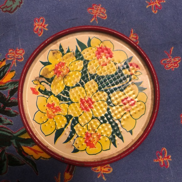 50s Vintage Painted Tin Coasters - Picture 5 of 8